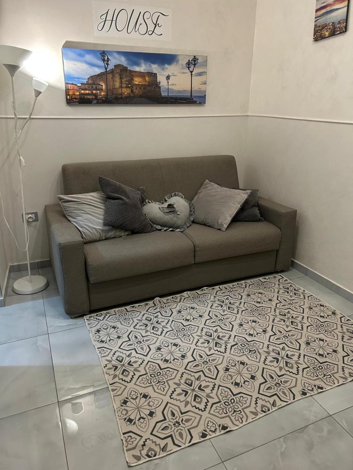 B&B House Napoli Cavour ภายนอก รูปภาพ